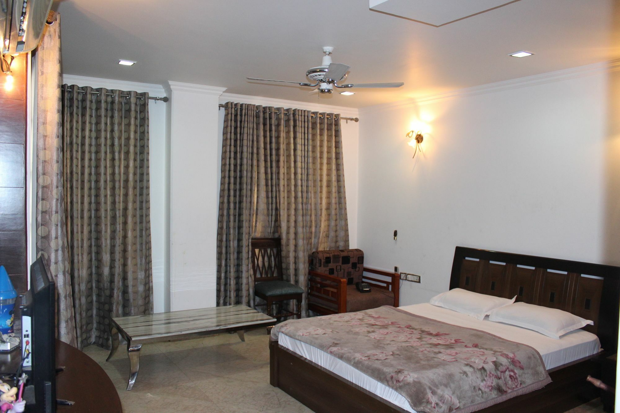 Hotel Livia Residency New Delhi Extérieur photo